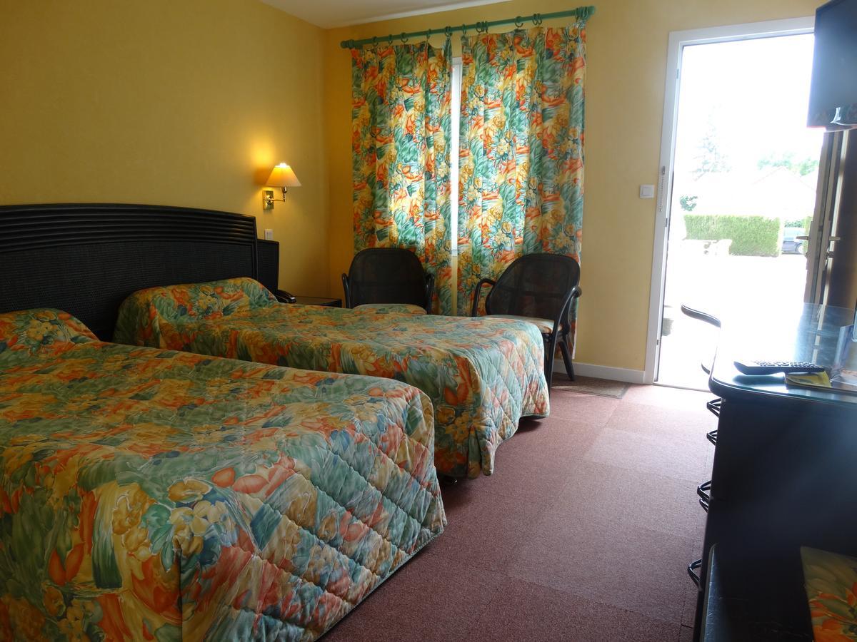Logis Hotel Du Pont Neuf Le Veurdre Экстерьер фото