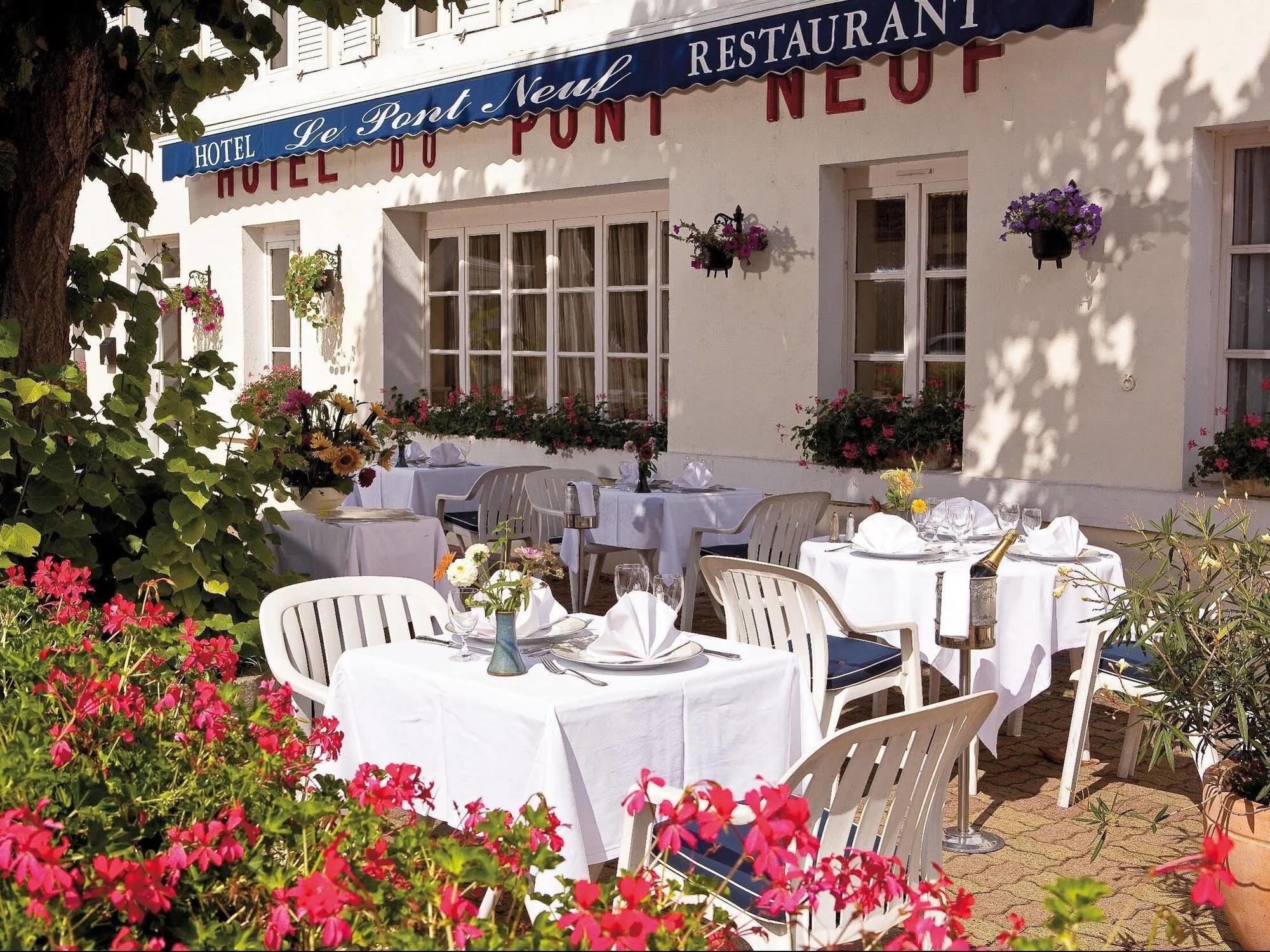 Logis Hotel Du Pont Neuf Le Veurdre Экстерьер фото