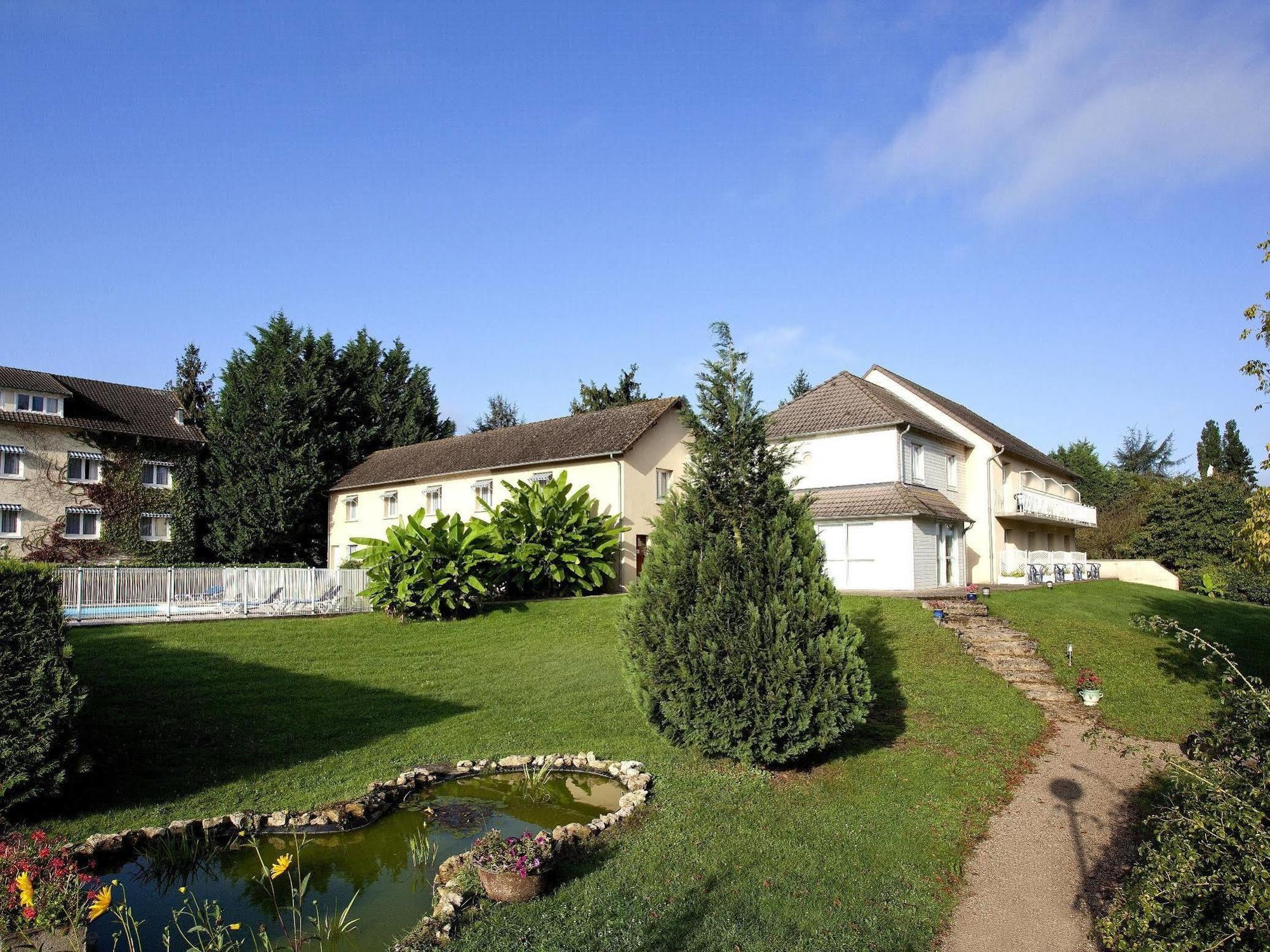 Logis Hotel Du Pont Neuf Le Veurdre Экстерьер фото